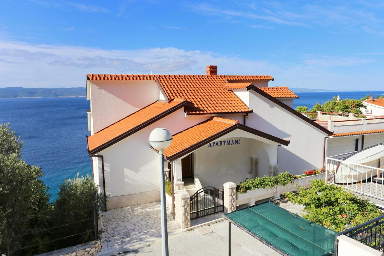 Apartments By The Sea Pisak, Omis - 1014 Bagian luar foto