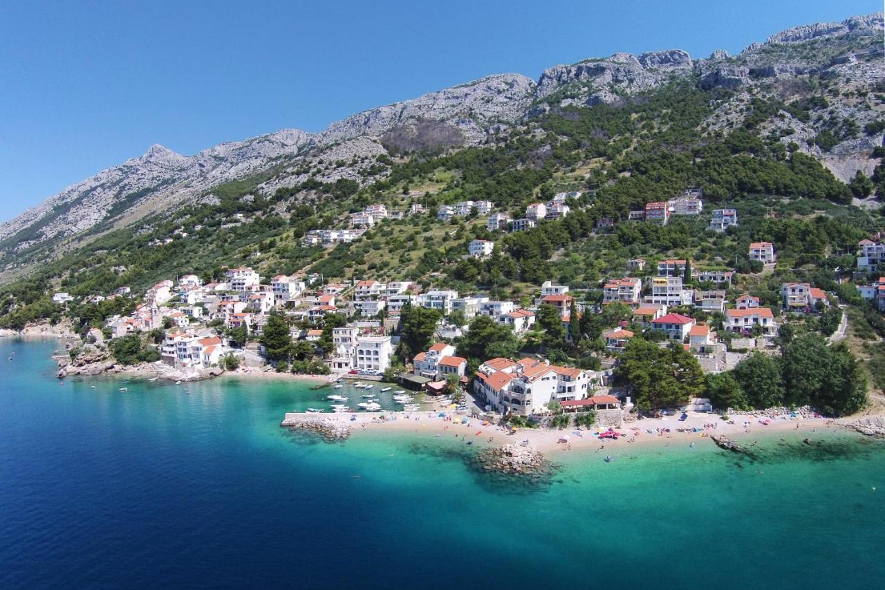 Apartments By The Sea Pisak, Omis - 1014 Bagian luar foto