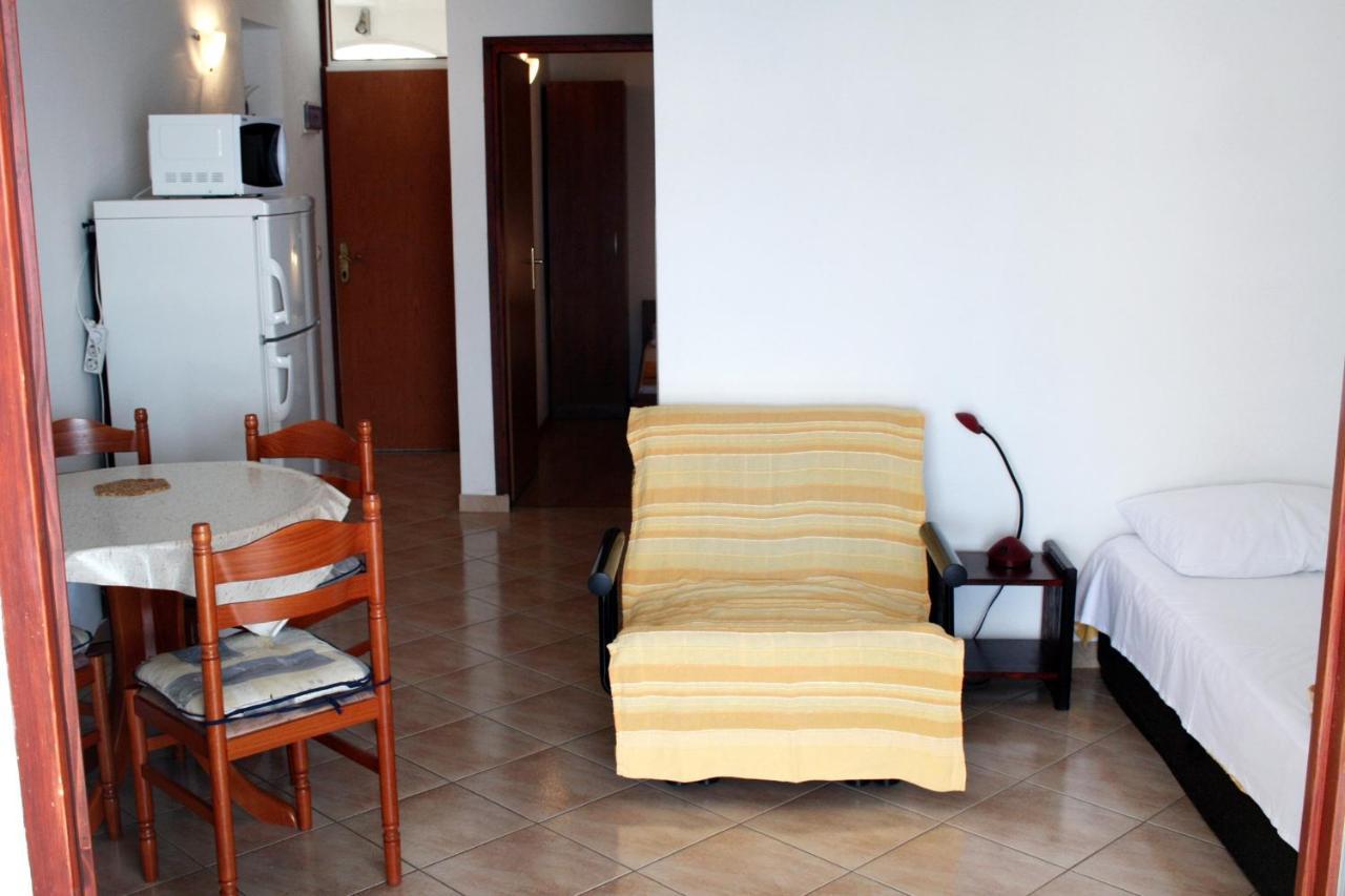 Apartments By The Sea Pisak, Omis - 1014 Bagian luar foto