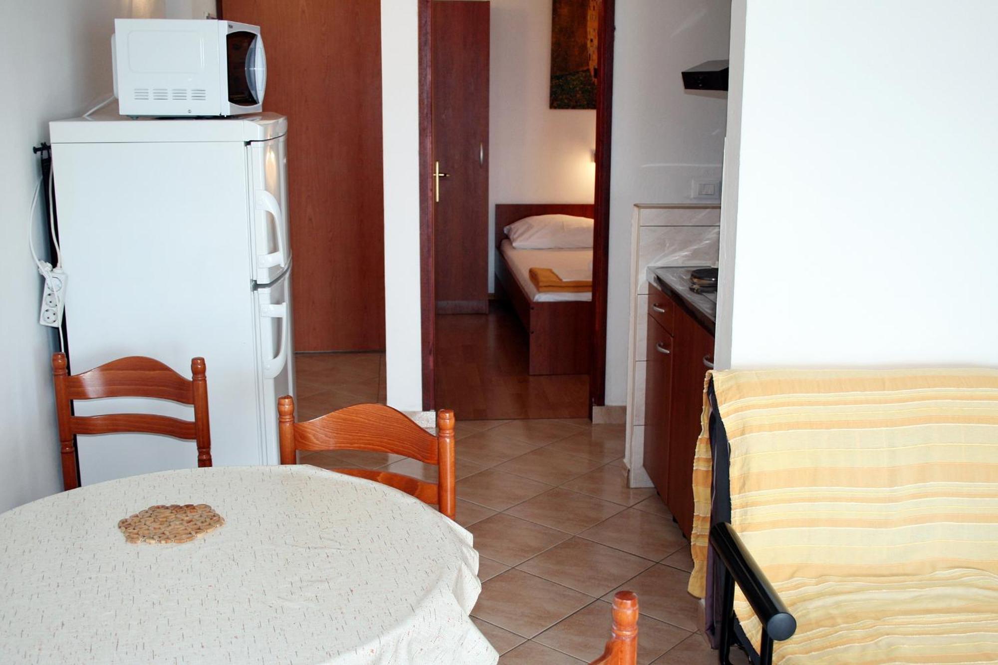 Apartments By The Sea Pisak, Omis - 1014 Ruang foto