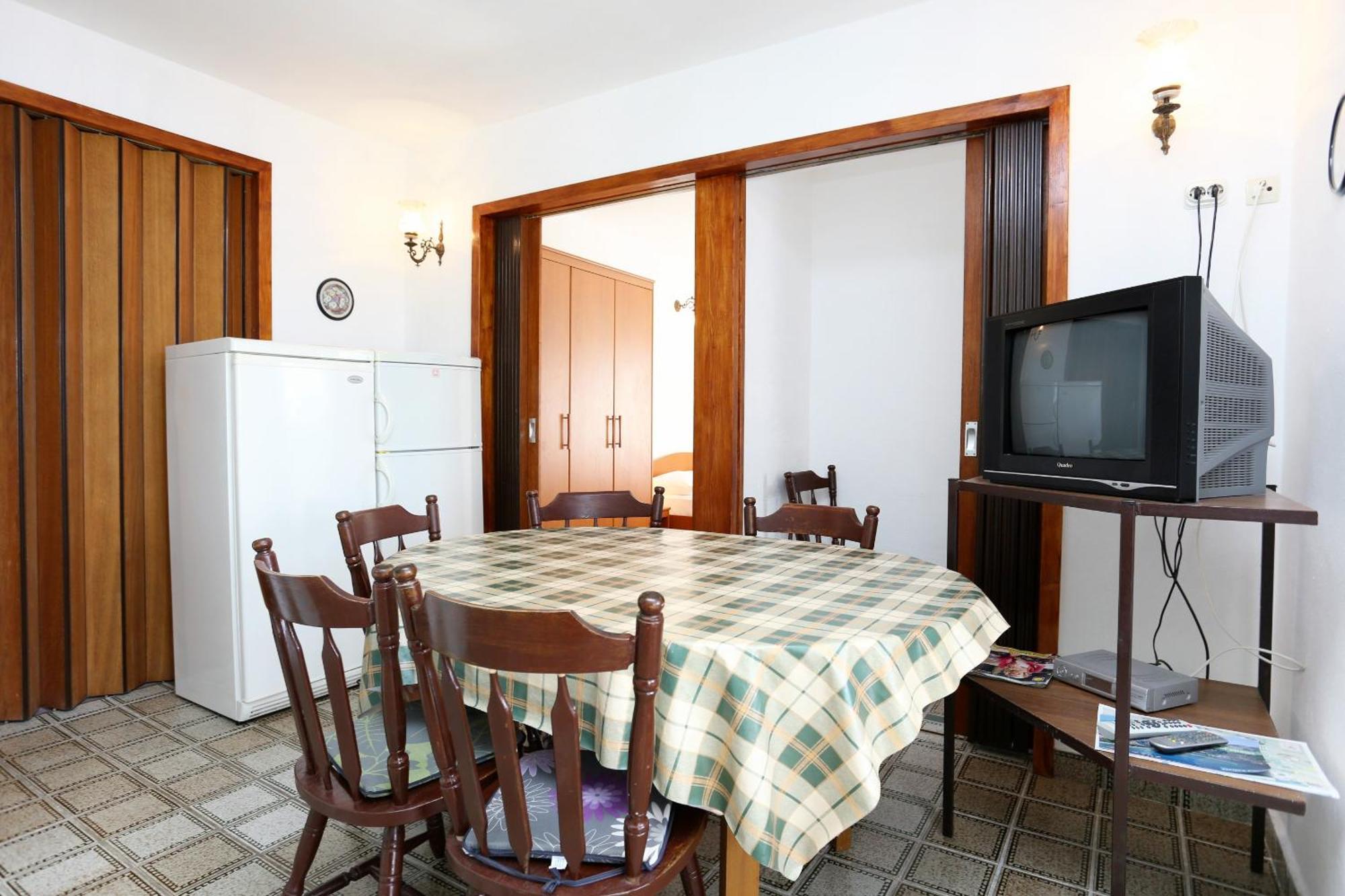 Apartments By The Sea Pisak, Omis - 1014 Ruang foto